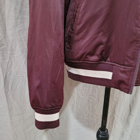 American Eagle Outfitters Maroon Bomber Jacket - Picture 3 of 5